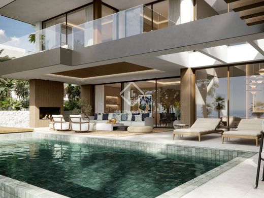 Villa in Nueva Andalucia, Malaga