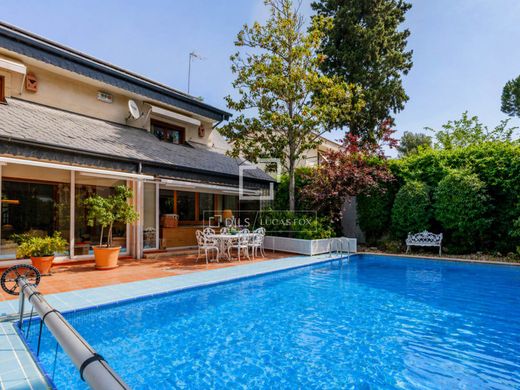 Villa à Pozuelo de Alarcón, Province de Madrid