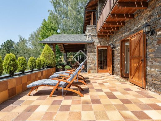 Villa a Prullans, Província de Lleida