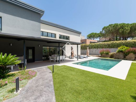 Villa in Begues, Province of Barcelona