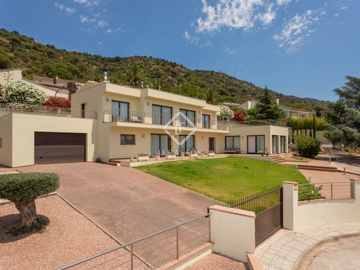 Villa in els Olivars, Province of Girona