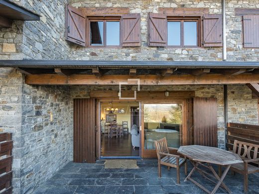 Villa in Queixans, Provinz Girona