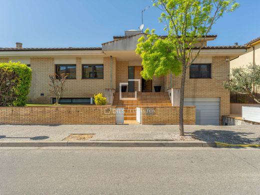 Villa in Sarrià de Ter, Province of Girona