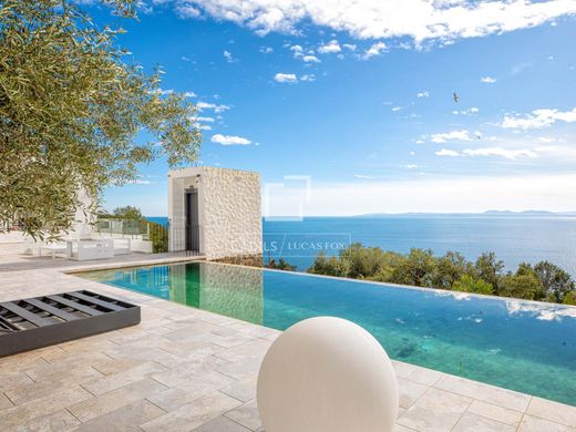 Villa in Roses, Province of Girona