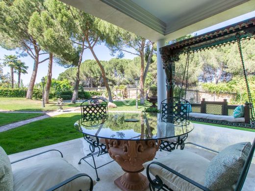 Pozuelo De Alarcon Luxury Homes And Villas For Rent Prestigious Properties Municipality Of Pozuelo De Alarcon Luxuryestate Com