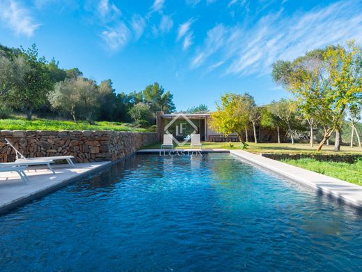 Villa in Santa Eulària des Riu, Balearen