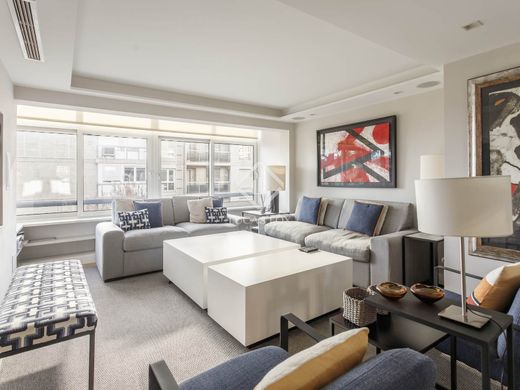 Apartment / Etagenwohnung in Madrid, Provinz Madrid