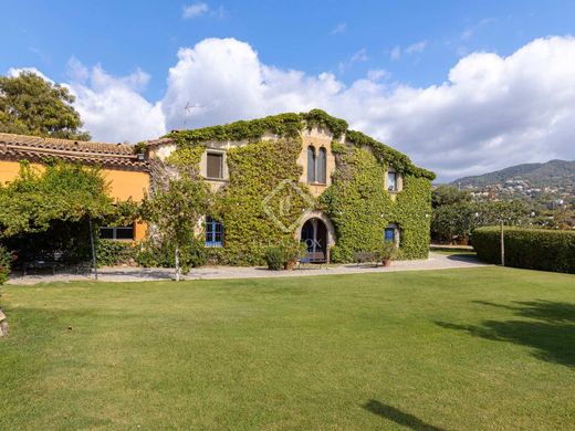 Country House in Cabrils, Province of Barcelona