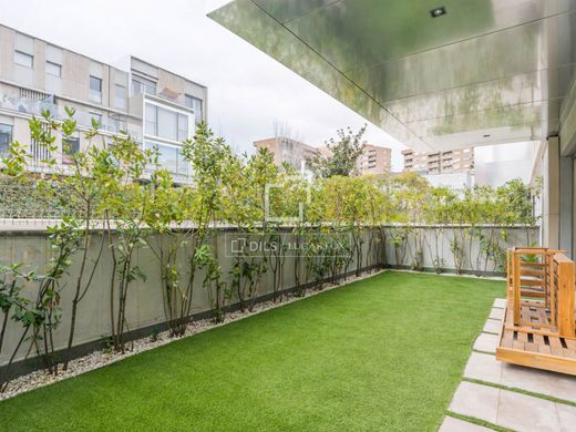 Apartment / Etagenwohnung in Madrid, Provinz Madrid