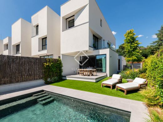 Villa en Bellaterra, Provincia de Barcelona