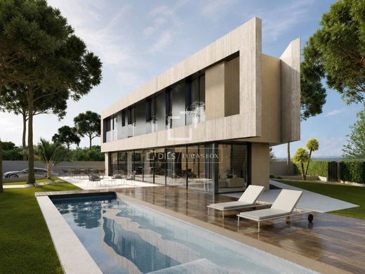 Villa in Castelldefels, Province of Barcelona