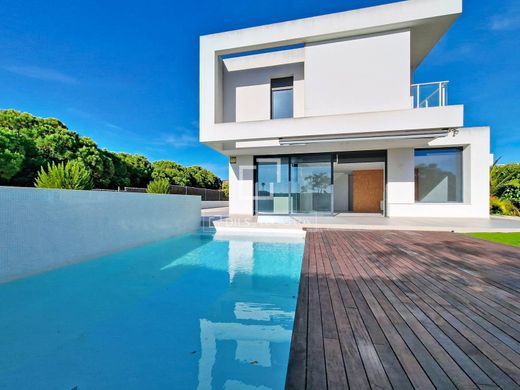 Villa in Vilanova i la Geltrú, Province of Barcelona