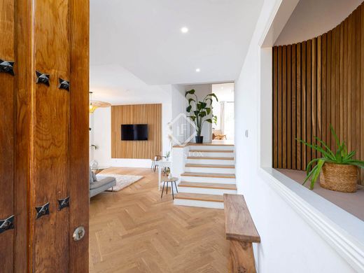 Penthouse in Nueva Andalucia, Malaga