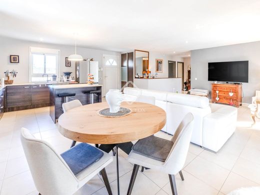 Villa en Olivella, Provincia de Barcelona