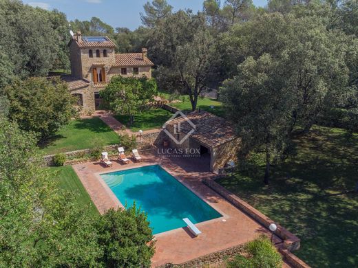 Casale a Centenys, Girona