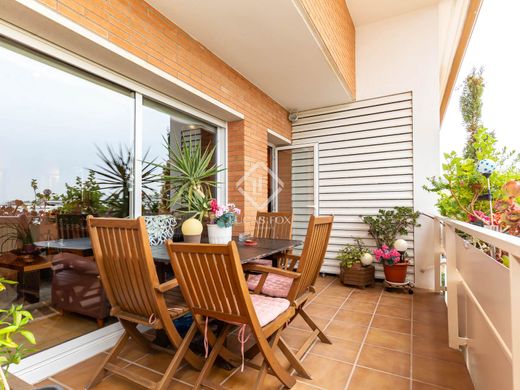 Ático en San Feliú de Llobregat, Provincia de Barcelona