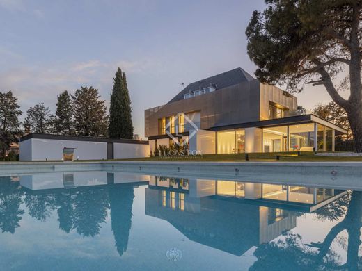 Villa à Pozuelo de Alarcón, Province de Madrid