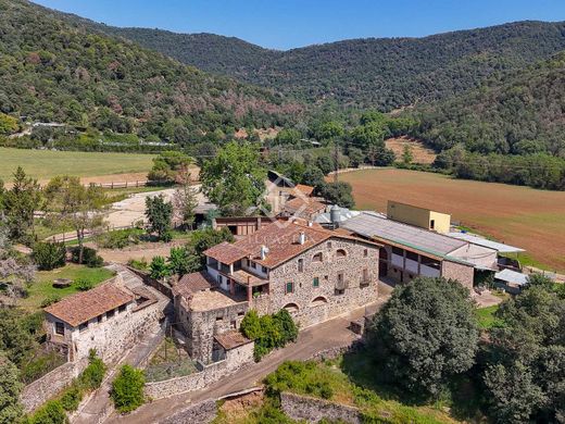 Köy evi el Sallent, Província de Girona