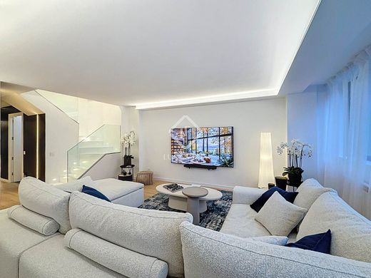 Andorra la Vellaのアパートメント