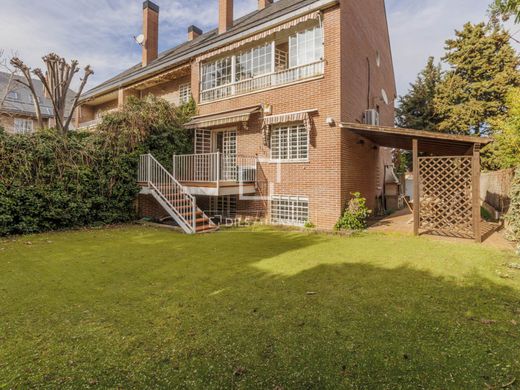 Villa in Pozuelo de Alarcón, Province of Madrid