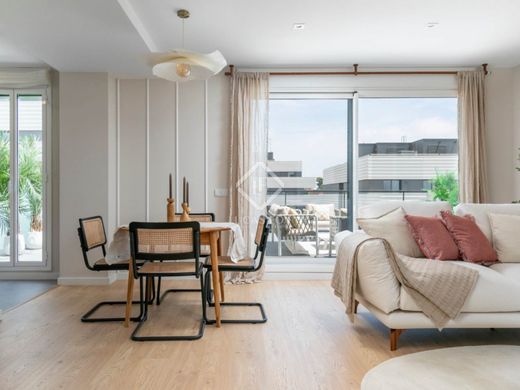 Penthouse à Esplugues de Llobregat, Province de Barcelone