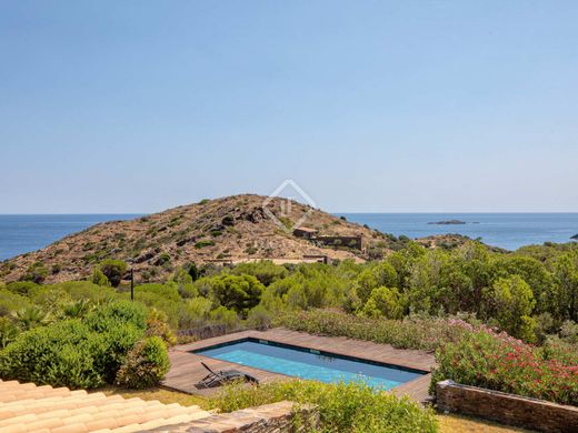 Villa in Cadaqués, Province of Girona