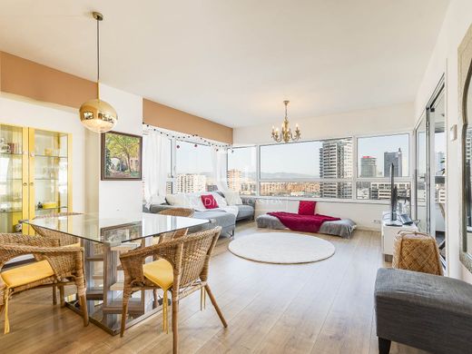 Apartment / Etagenwohnung in Barcelona, Provinz Barcelona