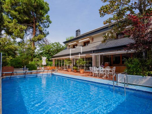 Villa à Pozuelo de Alarcón, Province de Madrid