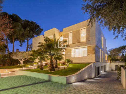 Villa Pozuelo de Alarcón, Provincia de Madrid