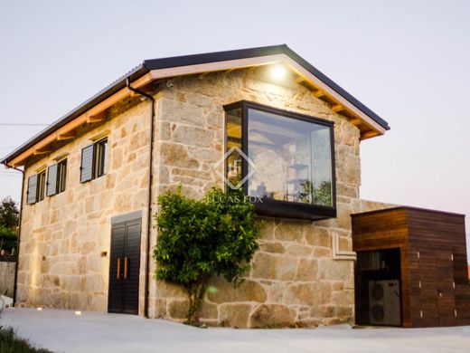 地皮  Pombal, Provincia da Coruña