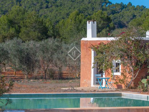 Villa in Sant Mateu d'Albarca, Balearen Inseln