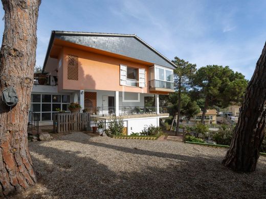 Villa in Arenys de Mar, Provinz Barcelona