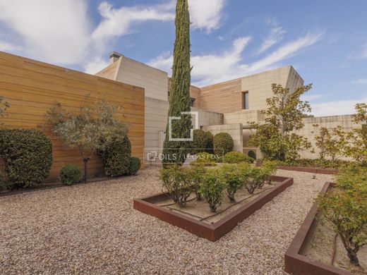 Villa in Pozuelo de Alarcón, Province of Madrid