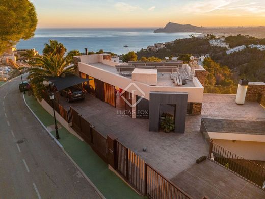 Villa in Altea, Alicante