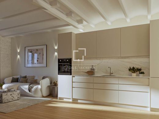 Apartment / Etagenwohnung in Barcelona, Provinz Barcelona
