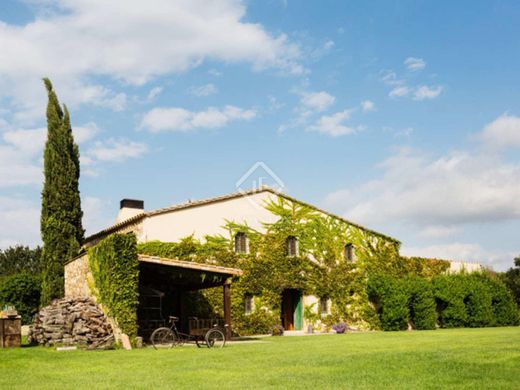 Country House in Cassà de la Selva, Province of Girona
