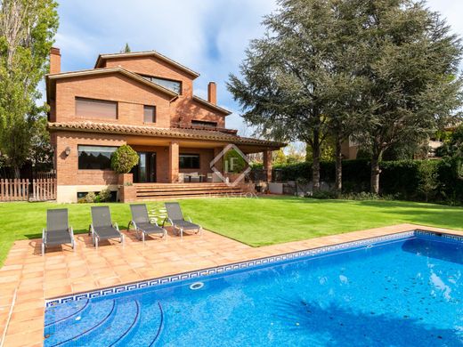 Villa in Sant Cugat del Vallès, Província de Barcelona