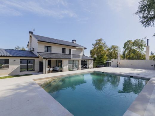 Villa in Pozuelo de Alarcón, Province of Madrid