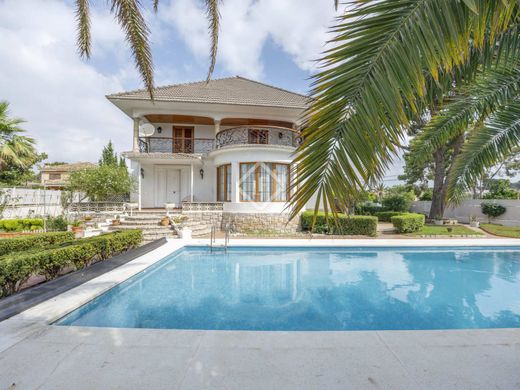 Villa in Paterna, Valencia
