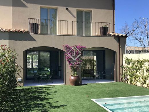 منزل ريفي ﻓﻲ Pals, Província de Girona