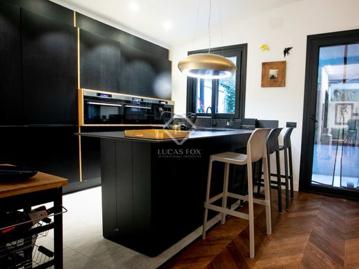 Apartment / Etagenwohnung in Donostia-San Sebastián, Guipuzcoa