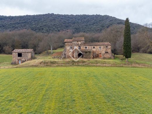 Country House in Sant Joan les Fonts, Province of Girona
