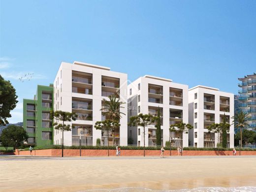 Apartment / Etagenwohnung in Platja d'Aro, Provinz Girona