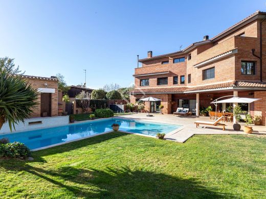 Villa in Sant Cugat, Province of Barcelona