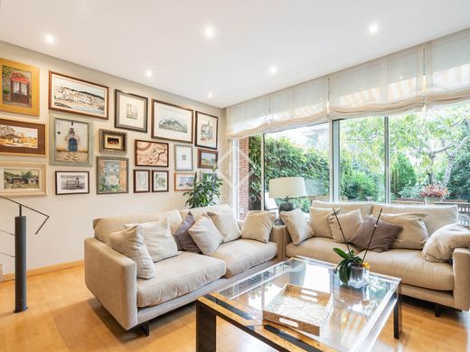 Villa en Sant Cugat, Provincia de Barcelona