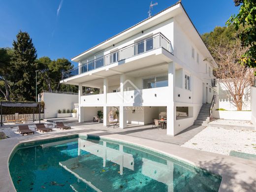 Villa in Castelldefels, Province of Barcelona