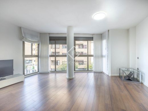 Apartment / Etagenwohnung in Valencia, Provinz Valencia