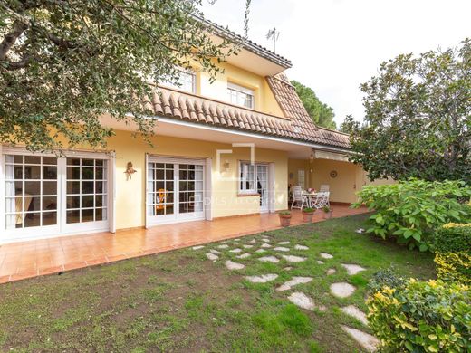 Villa in Sant Just Desvern, Provinz Barcelona