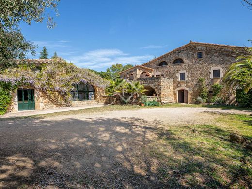 Загородный Дом, Sant Martí Vell, Província de Girona