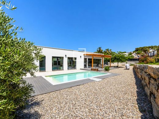 Villa in Sant Pere de Ribes, Province of Barcelona